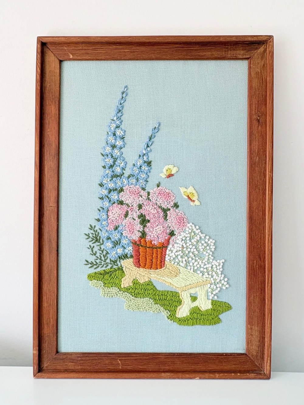 Large Vintage Needlepoint Floral Crewel  
17 X 24” Cottage Country Grandma